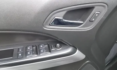 ChevroletGMDaewoo Colorado 2021, 39577 км, за 16519.05 USD - фото 30