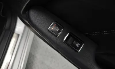 Mercedes-Benz E-Class 2016, 90417 км, за 7296.42 USD - фото 17
