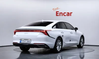 Kia K8 2022, 90155 км, за 11684.39 USD
