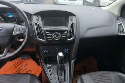 Ford Focus 2018, 85399 км, за 6566 USD - фото 15