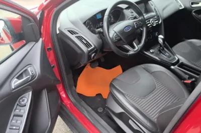 Ford Focus 2018, 85399 км, за 6566 USD - фото 18
