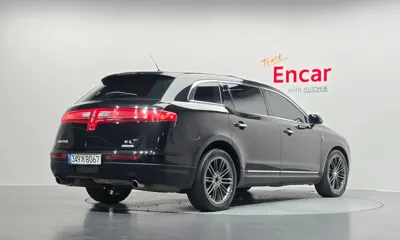 Lincoln MKT 2014, 102672 км, за 5817.03 USD