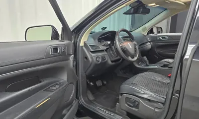 Lincoln MKT 2014, 102672 км, за 5817.03 USD - фото 10