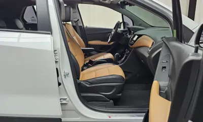 ChevroletGMDaewoo Trax 2017, 51937 км, за 5842.2 USD - фото 26