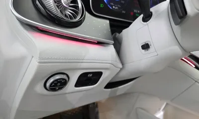 Mercedes-Benz EQE 2023, 57651 км, за 36335.21 USD - фото 27