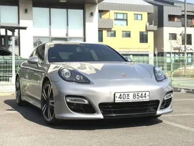 Porsche Panamera 2013, 68301 км, за 23003.72 USD