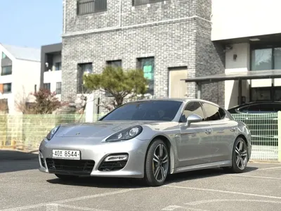 Porsche Panamera 2013, 68301 км, за 23003.72 USD