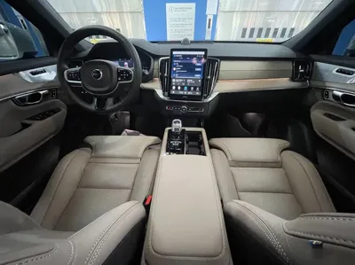 Volvo XC90 2026, 5753 км, за 63101.8 USD - фото 7
