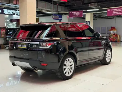 Land Rover Sport 2015, 160000 км, за 28879.14 USD
