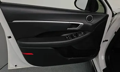 Hyundai Sonata 2022, 103518 км, за 9967.43 USD - фото 24