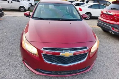 Chevrolet Cruze 2015, 69800 км, за 3950 USD