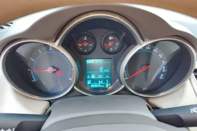 Chevrolet Cruze 2015, 69800 км, за 3950 USD - фото 19