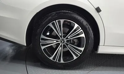 Mercedes-Benz E-Class 2024, 11230 км, за 38532.23 USD