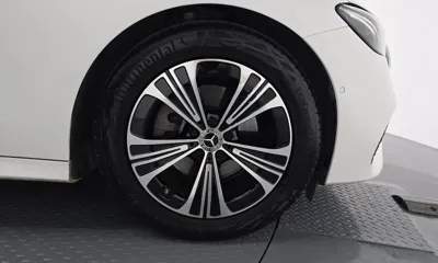 Mercedes-Benz E-Class 2024, 11230 км, за 38532.23 USD - фото 21