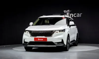 Kia Canival 2023, 83693 км, за 19686.23 USD