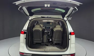 Kia Canival 2023, 83693 км, за 19686.23 USD - фото 20