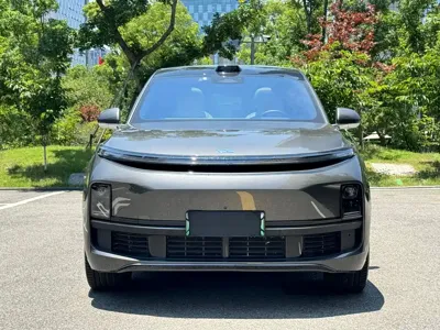 Li Auto Li L9 2022, 50000 км, за 25261.05 USD