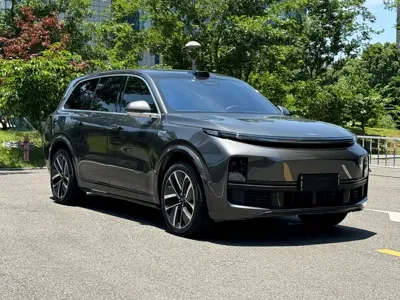 Li Auto Li L9 2022, 50000 км, за 25261.05 USD
