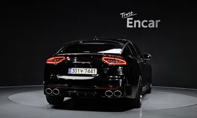Kia Stinger 2018, 125980 км, за 8467.9 USD
