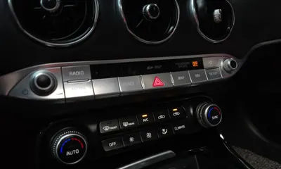 Kia Stinger 2018, 125980 км, за 8403.91 USD - фото 17