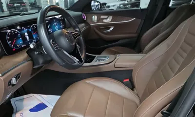 Mercedes-Benz E-Class 2022, 110353 км, за 24788.49 USD - фото 9