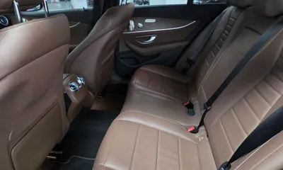 Mercedes-Benz E-Class 2022, 110353 км, за 24788.49 USD - фото 10