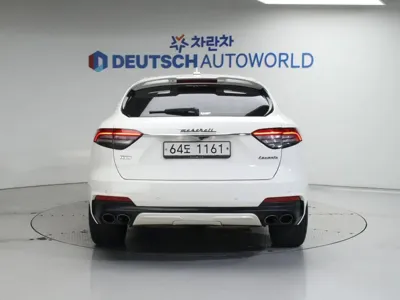 Maserati Levante 2019, 67352 км, за 36273.8 USD - фото 5