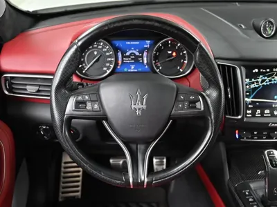 Maserati Levante 2019, 67352 км, за 36273.8 USD - фото 14