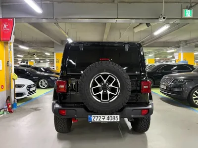 Jeep Wrangler 2025, 2524 км, за 51875.43 USD