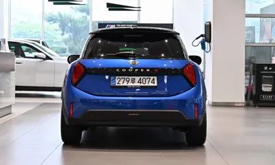 MINI Cooper 2025, 8906 км, за 22752.38 USD
