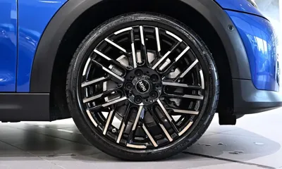 MINI Cooper 2025, 8906 км, за 22752.38 USD