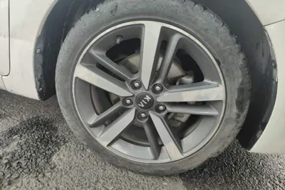 Kia K3 2017, 73600 км, за 7137 USD
