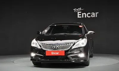 Hyundai Grandeur 2016, 126142 км, за 5244.85 USD