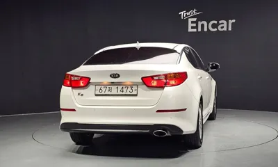 Kia K5 2015, 109174 км, за 4753.53 USD