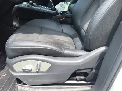 Porsche Macan 2015, 116500 км, за 15492.47 USD