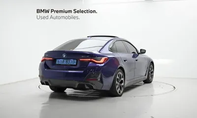 BMW i4