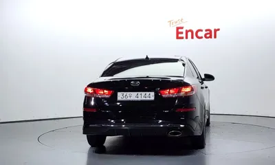 Kia K5 2019, 124209 км, за 5980.63 USD