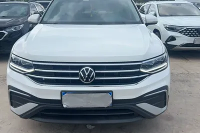 Volkswagen Tiguan L 2022, 72900 км, за 16754 USD