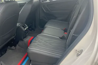 Volkswagen Tiguan L 2022, 72900 км, за 16754 USD - фото 13
