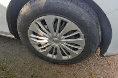 Buick Excelle 2018, 66700 км, за 3216 USD - фото 8