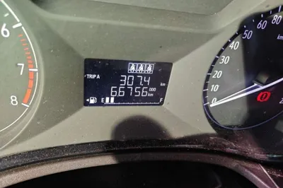 Buick Excelle 2018, 66700 км, за 3216 USD - фото 12