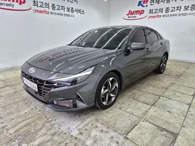 Hyundai Avante 2021, 70776 км, за 11421.82 USD