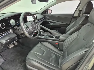 Hyundai Avante 2021, 70776 км, за 11421.82 USD