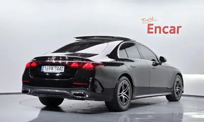 Mercedes-Benz E-Class 2025, 29985 км, за 51135.62 USD