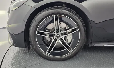 Mercedes-Benz E-Class 2025, 29985 км, за 51135.62 USD