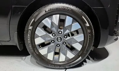 Hyundai Staria 2023, 65557 км, за 17054.48 USD