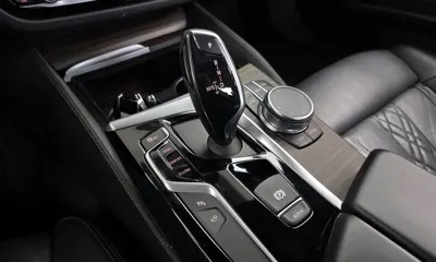 BMW 5-Series 2017, 121603 км, за 16251.7 USD - фото 9