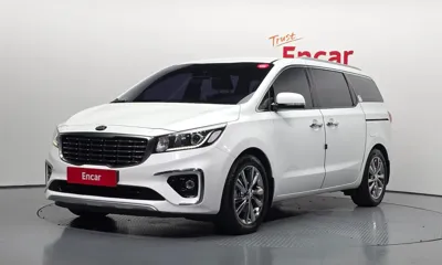 Kia Canival · 2019 год