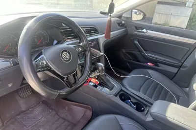 Volkswagen Lamando 2019, 27500 км, за 10870 USD - фото 11