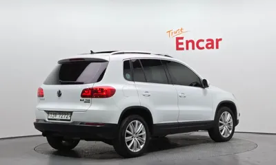 Volkswagen Tiguan 2015, 111214 км, за 5513.98 USD